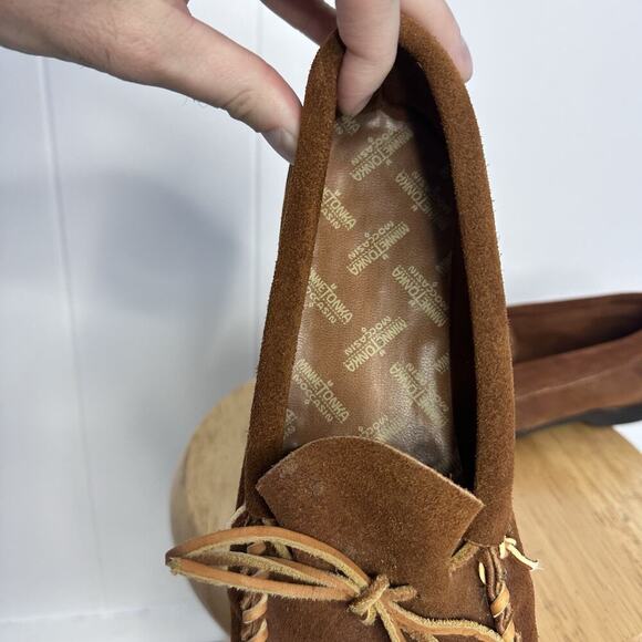Minnetonka Suede Moccasins with Light Stitching - Picture 4 of 11